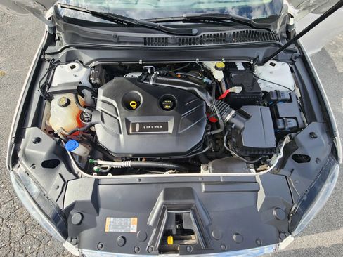 Used 2018 Lincoln MKZ Reserve w/ Climate Package FWD image 25