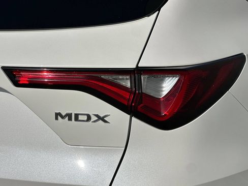 Used 2023 Acura MDX FWD w/ Technology Package image 39