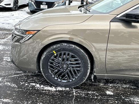 New 2026 Nissan Sentra SV image 7