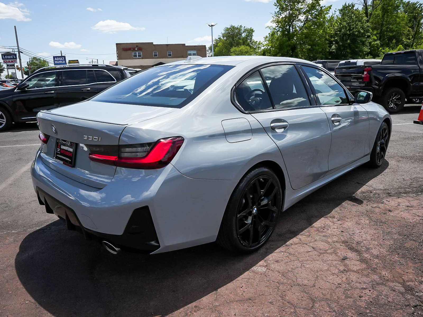 Used 2026 BMW 330i xDrive Sedan AWD/4WD image 6