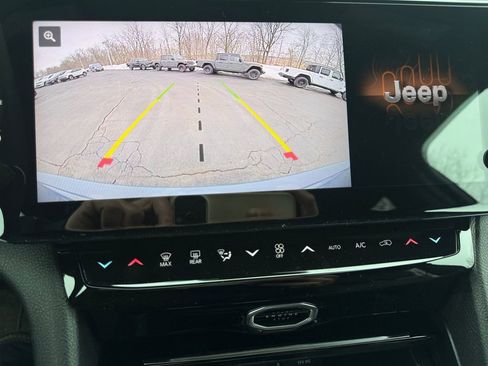 New 2026 Jeep Grand Cherokee Limited image 13