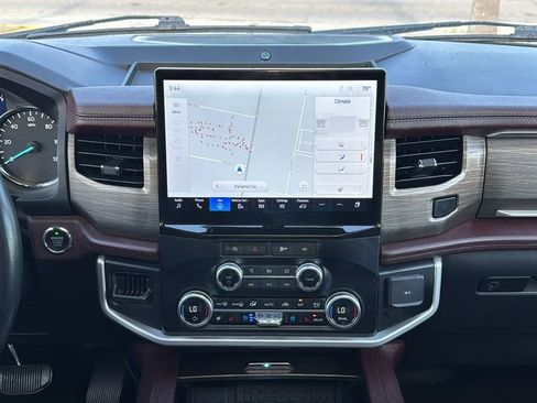 Used 2024 Ford Expedition Max Limited AWD/4WD image 23
