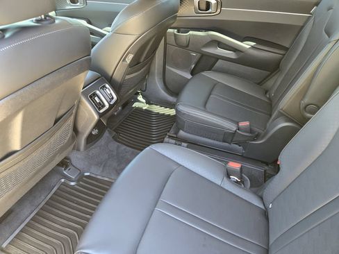 New 2026 Kia Sorento EX w/ EX Premium Package FWD image 22