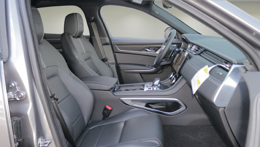New 2026 Jaguar F-PACE R-Dynamic S AWD/4WD image 17