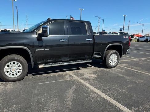 Used 2024 Chevrolet Silverado 2500 LTZ AWD/4WD image 4