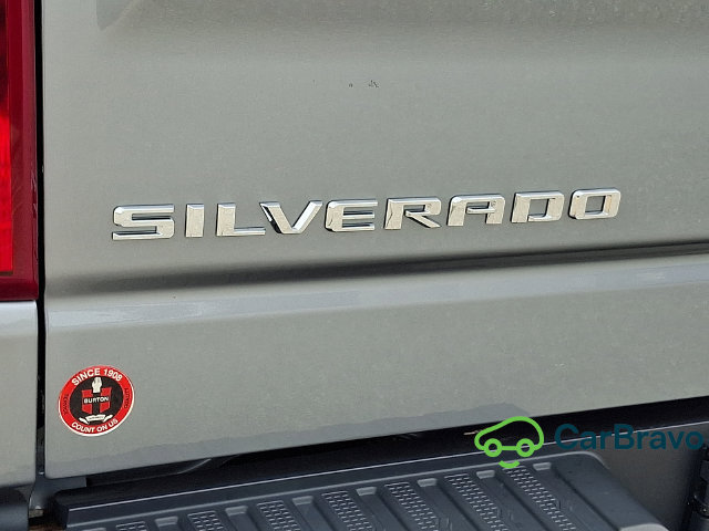 Used 2024 Chevrolet Silverado 1500 ZR2 w/ Technology Package AWD/4WD image 31
