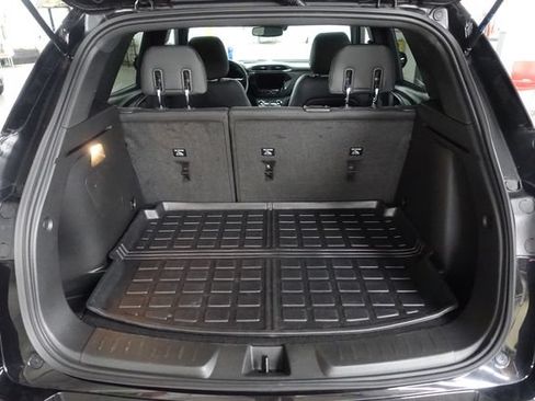 Used 2023 Chevrolet TrailBlazer RS w/ Convenience Package FWD image 21