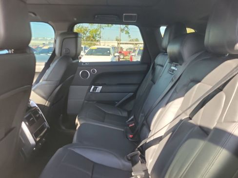 Used 2021 Land Rover Range Rover Sport SE image 10