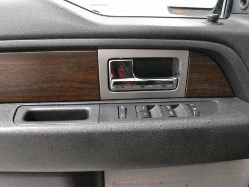 Used 2013 Ford F150 Lariat w/ Luxury Equipment Group image 18