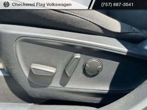 Used 2024 Ford Escape Active AWD/4WD image 23