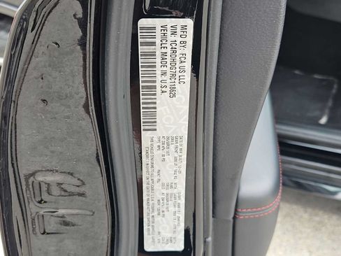 Used 2024 Dodge Durango GT RWD image 34