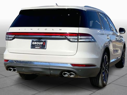 Used 2020 Lincoln Aviator Reserve w/ Equipment Group 202A image 13