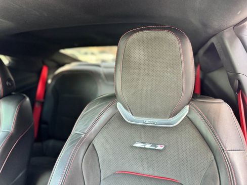 Used 2018 Chevrolet Camaro ZL1 RWD image 28