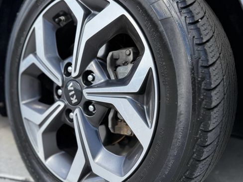 Used 2020 Kia Forte LXS image 8