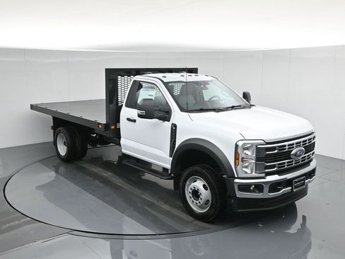 New 2025 Ford F450 XL w/ XL Chrome Package image 33