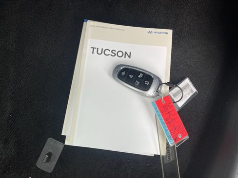 Used 2024 Hyundai Tucson SEL FWD image 9
