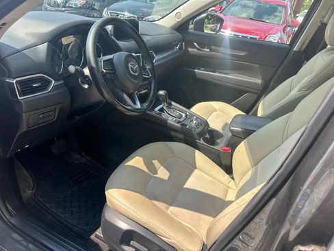 Used 2017 MAZDA CX-5 Touring AWD/4WD image 10