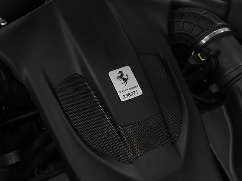 Certified 2019 Ferrari Portofino RWD image 14