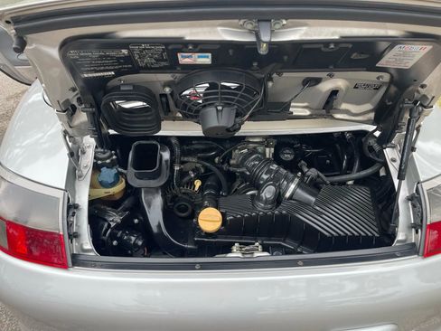 Used 2002 Porsche 911 Cabriolet image 21