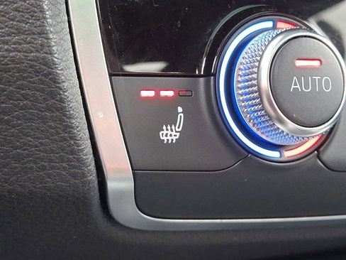 Used 2024 Audi Q3 2.0T Premium image 20