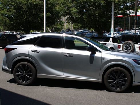 Used 2024 Lexus RX 500h F Sport w/ Convenience Package AWD/4WD image 9