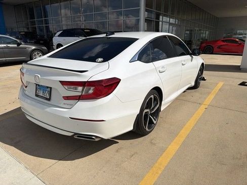 Used 2021 Honda Accord Sport image 5