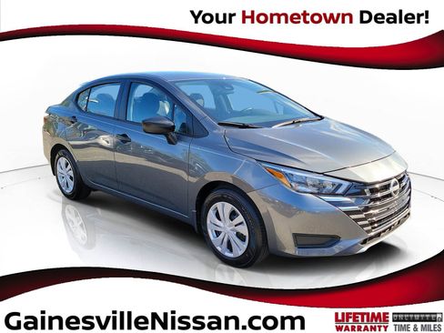 New 2025 Nissan Versa S w/ Trunk Package FWD image 1