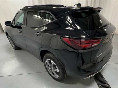 Used 2024 Chevrolet Blazer LT w/ Convenience Package image 6