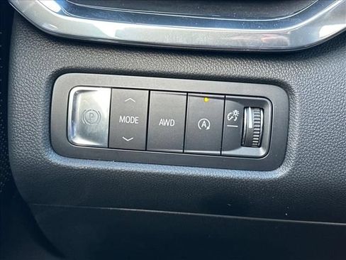 New 2026 GMC Acadia Denali Ultimate AWD/4WD image 32