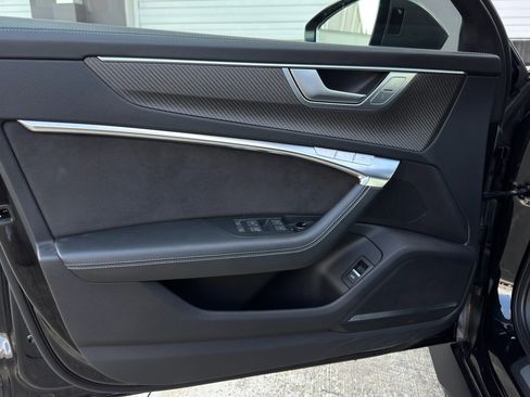 Used 2023 Audi RS 6 w/ Carbon Optic Package image 10