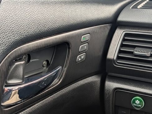 Used 2015 Honda Accord EX-L image 20