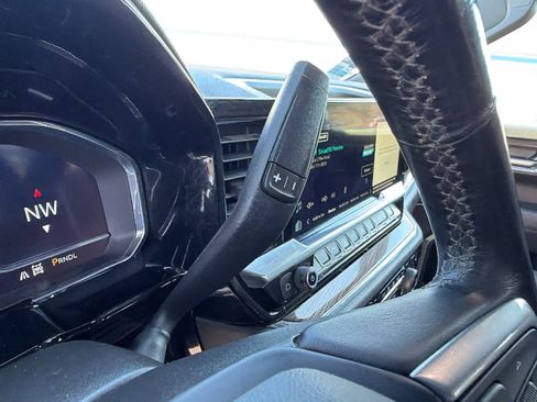 Used 2022 Chevrolet Silverado 1500 LT AWD/4WD image 13