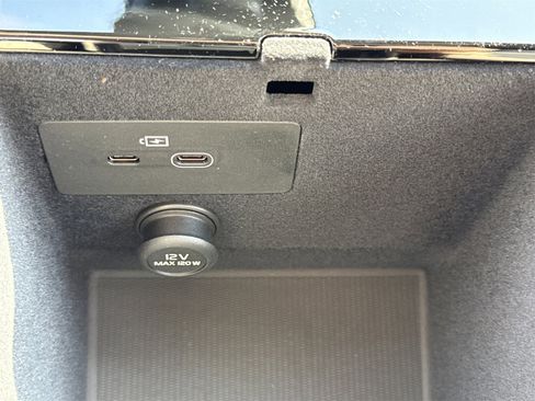 New 2026 Volvo XC90 B6 Plus image 33