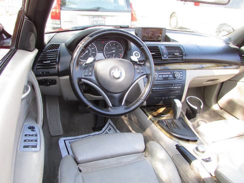 Used 2008 BMW 128i Convertible image 25