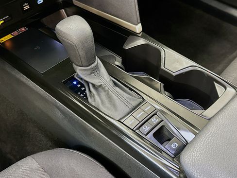 Used 2025 Toyota Camry LE image 25