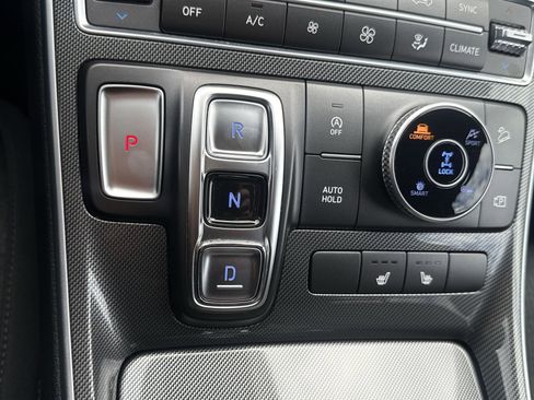 Certified 2023 Hyundai Santa Fe SEL image 22