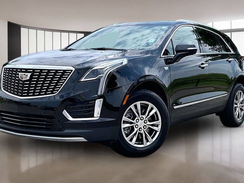 Certified 2022 Cadillac XT5 Premium Luxury FWD image 1