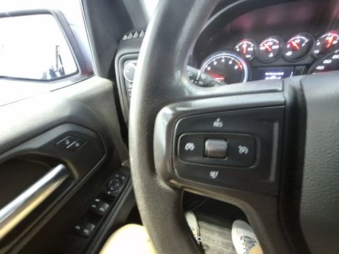 Used 2019 Chevrolet Silverado 1500 Custom Trail Boss w/ Custom Convenience Package AWD/4WD image 25