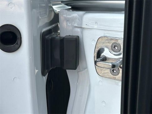 New 2025 Ford Transit 250 148 Medium Roof image 22