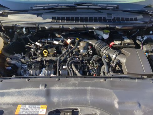 Used 2024 Ford Edge Titanium image 32