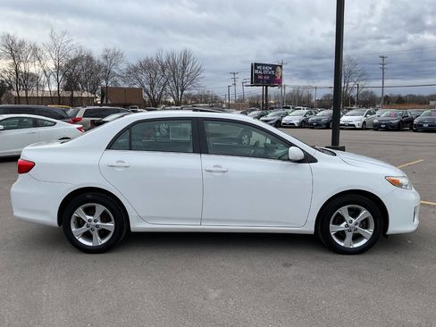 Used 2013 Toyota Corolla LE w/ Premium Pkg image 9