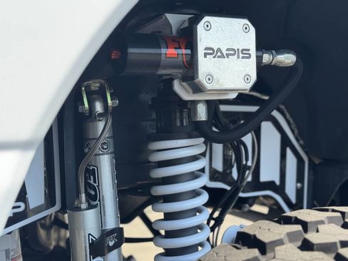 Used 2023 Ford F250 Lariat w/ Lariat Ultimate Package image 10