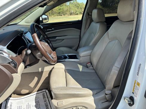 Used 2015 Cadillac SRX Luxury w/ Driver Awareness Package FWD image 10