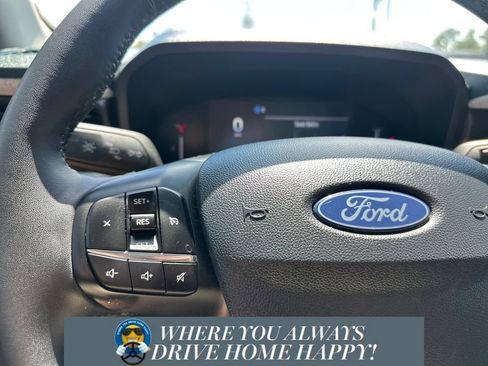 Certified 2025 Ford Maverick XLT w/ XLT Luxury Package AWD/4WD image 12