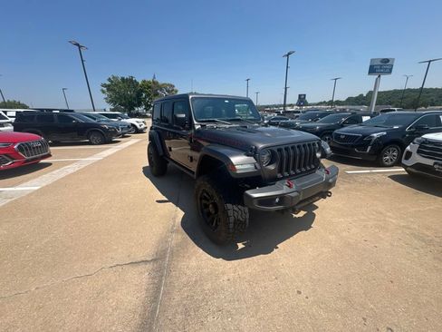 Used 2020 Jeep Wrangler Unlimited Rubicon AWD/4WD image 8