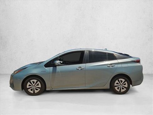 Used 2016 Toyota Prius Three FWD image 7