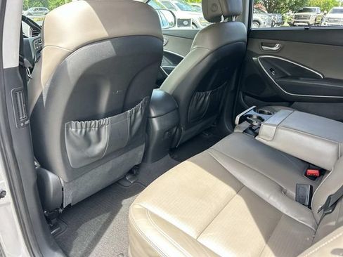 Used 2014 Hyundai Santa Fe GLS FWD image 18