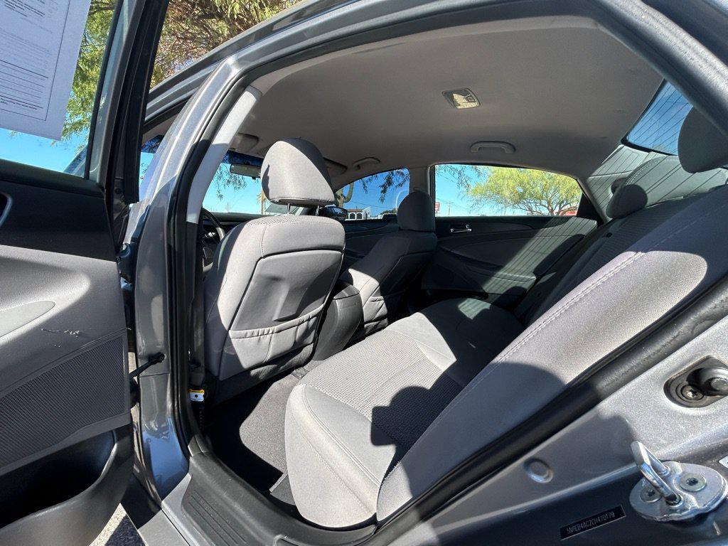 Used 2012 Hyundai Sonata GLS w/ Popular Equipment Pkg FWD image 12