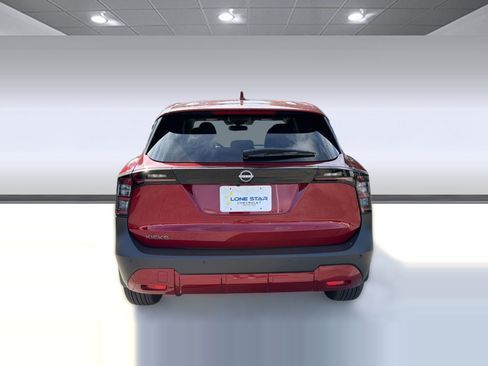 Used 2025 Nissan Kicks SV FWD image 10