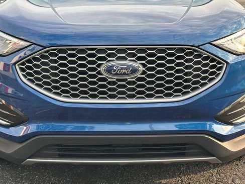 Used 2024 Ford Edge SEL AWD/4WD image 8